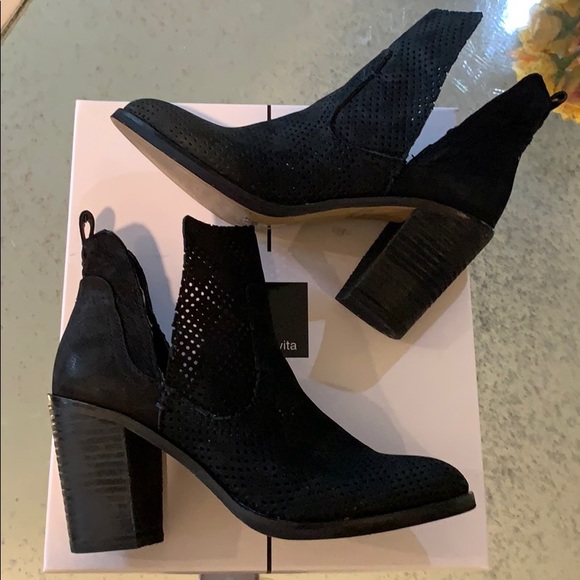 Heeled bootie - Picture 2 of 8